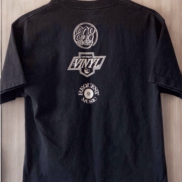 808 Hawaii Vinyl Culture Tee – Music Meets Style T-shirt. Rare find  streetwear - Picture 4 of 4